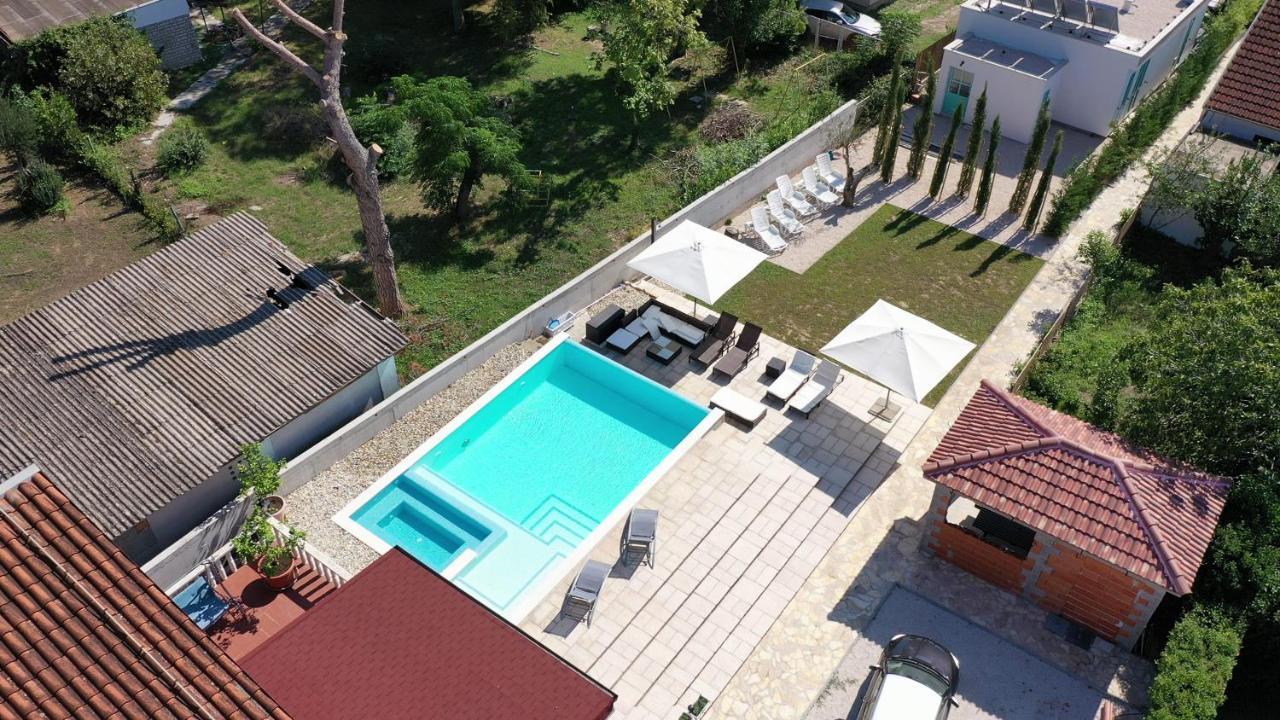 Villa Lukas Sukosan Exterior photo